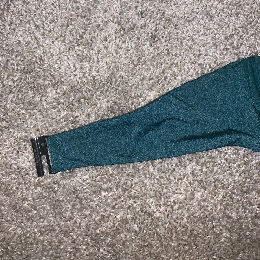 H&M Teal Bikini Top size 36B - Picture 6 of 10